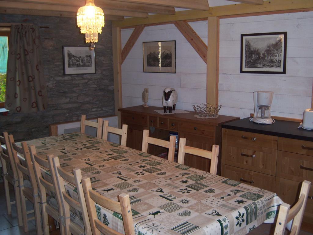 Les Granges De La Fontaine Antignac Quarto foto